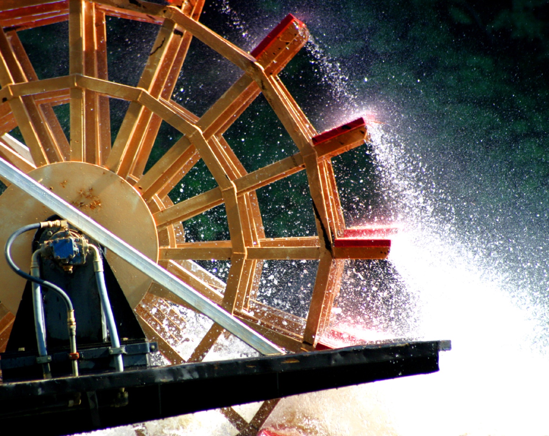 Paddlewheel Spray